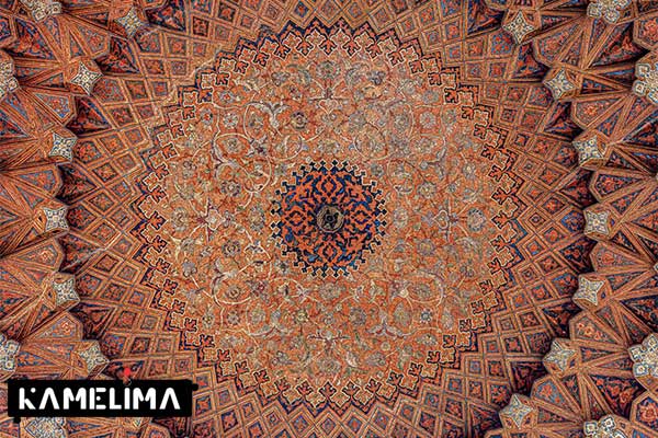 تیمچه ملک، در بازار بزرگ تاریخی اصفهان