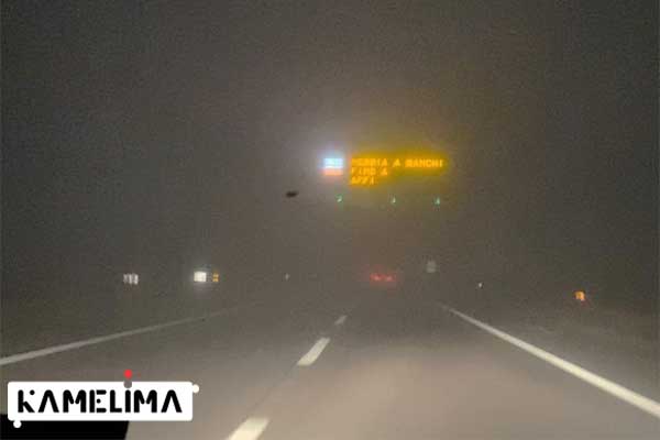 نحوه استفاده از چراغ های مه شکن در هنگام رانندگی در مه